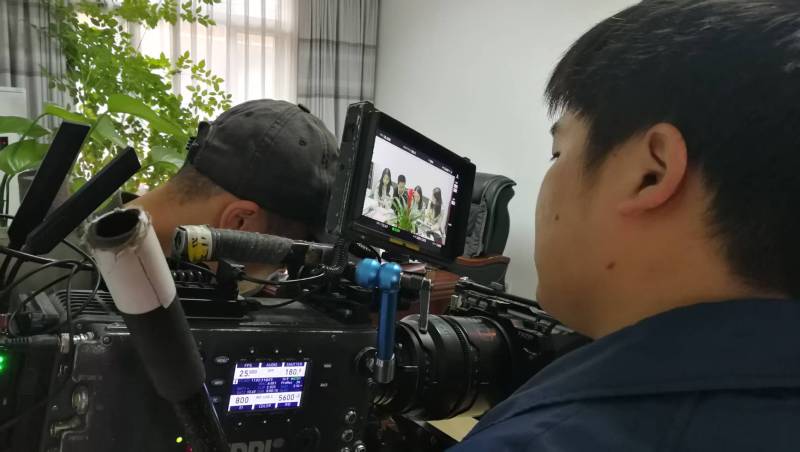 剧本杀式体验：荆州广告片拍摄公司构建沉浸式消费决策路径